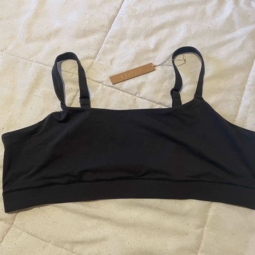 Plus size SKIMS Fits Everyone Scoop Neck Bralette